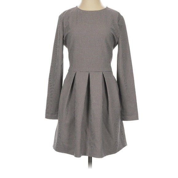 Sunday Best Dresses & Skirts - Aritzia Sunday Best Tartine Pleated Dress Gray Houndstooth Fit&Flare Long Sleeve